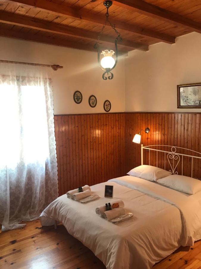 9Mouses Chasiotis Guest House Ampelakia Экстерьер фото